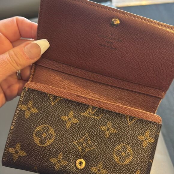 Louis Vuitton wallet - Picture 3 of 9